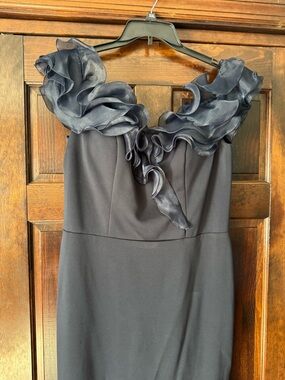 Elegant Navy Ruffle-Neck Sheath Dress